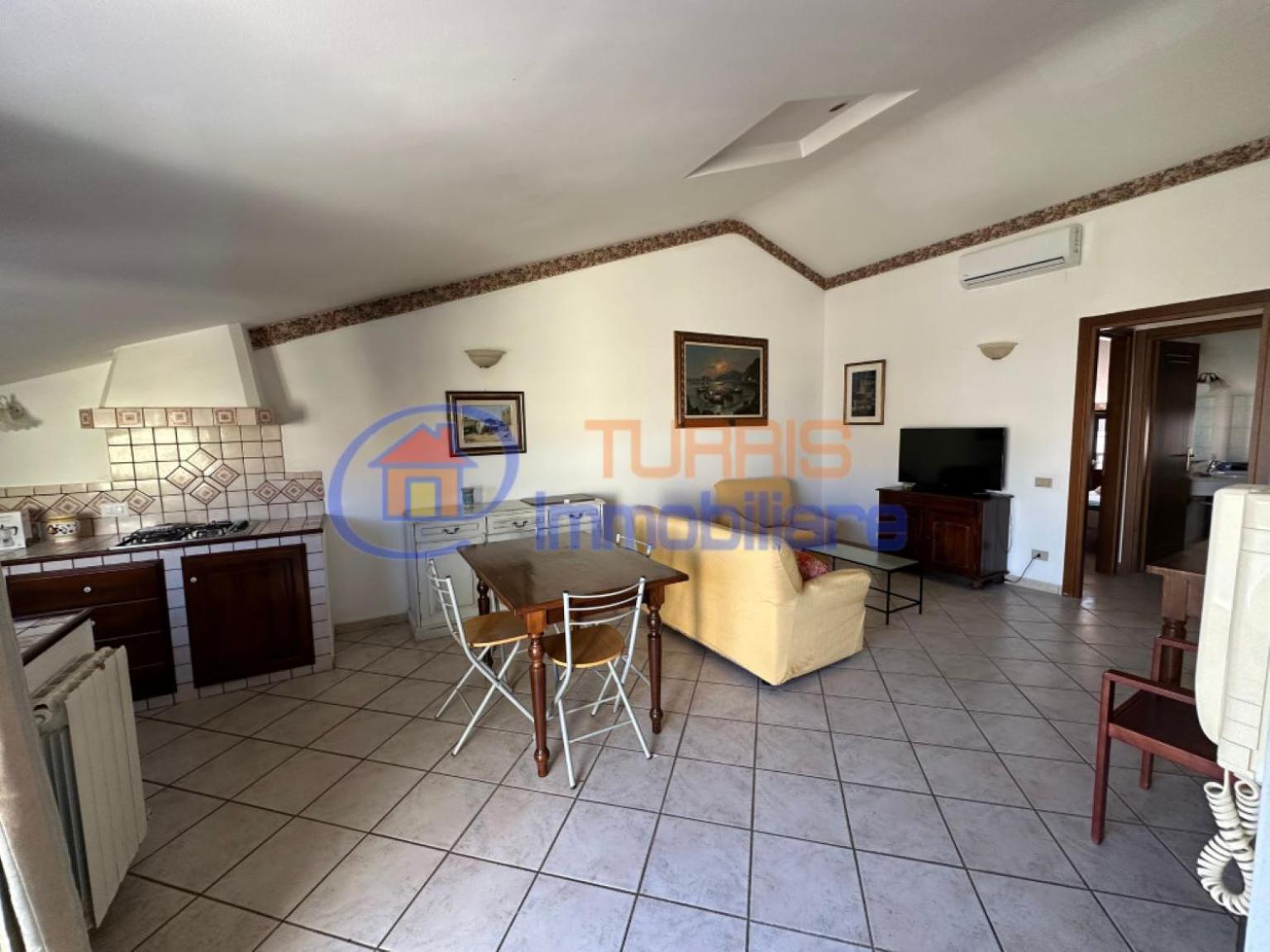 La Mansarda Di Via Galilei Apartment Порто Торес Екстериор снимка