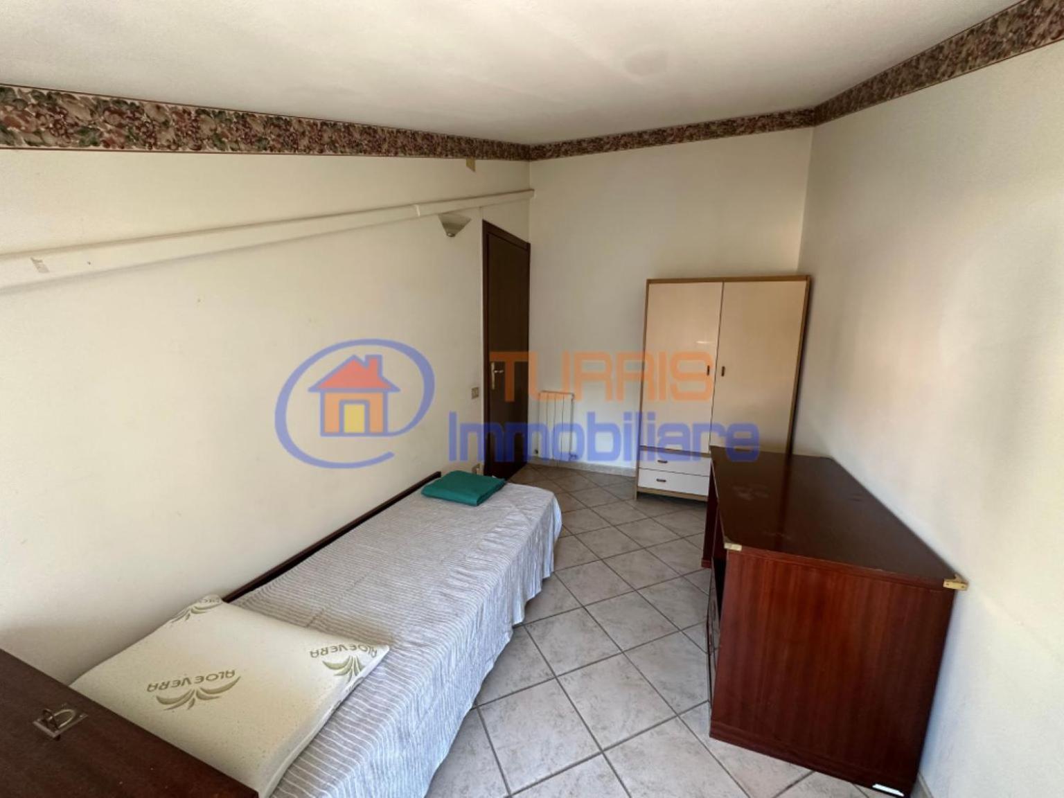 La Mansarda Di Via Galilei Apartment Порто Торес Екстериор снимка